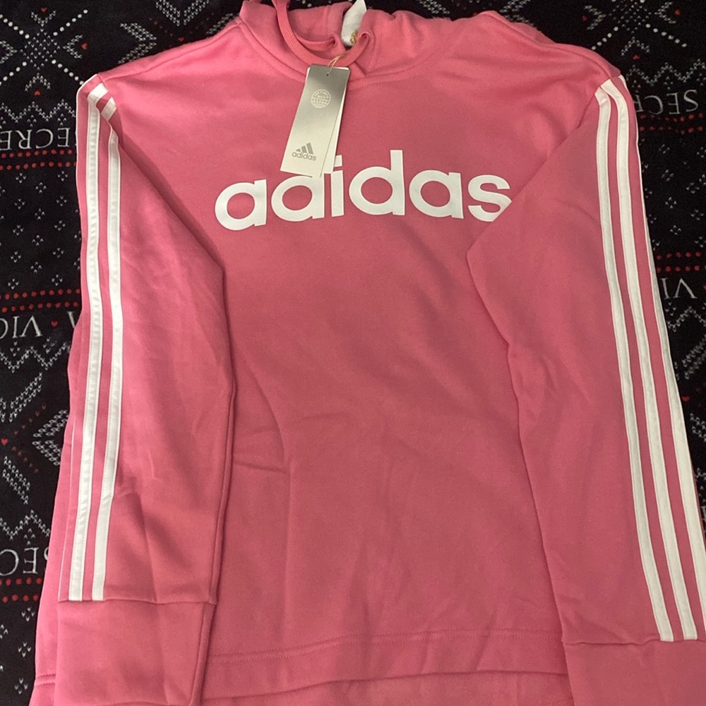 🩷🖤New Adidas Pink sweater🖤🩷